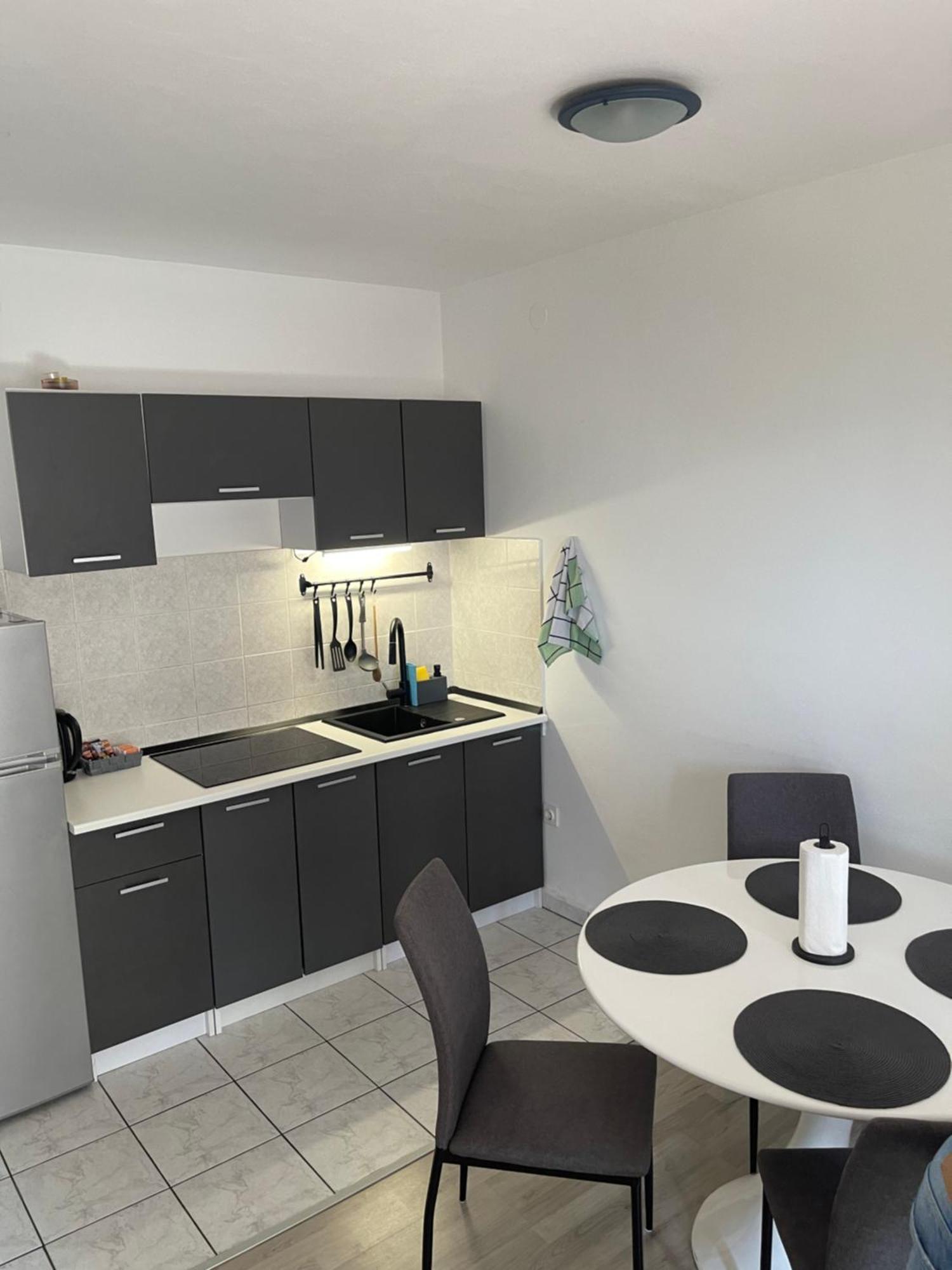 Apartman Hrusta Цриквеница Экстерьер фото